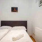 Excellent 2Br Apt. Central And Close To The Danube
